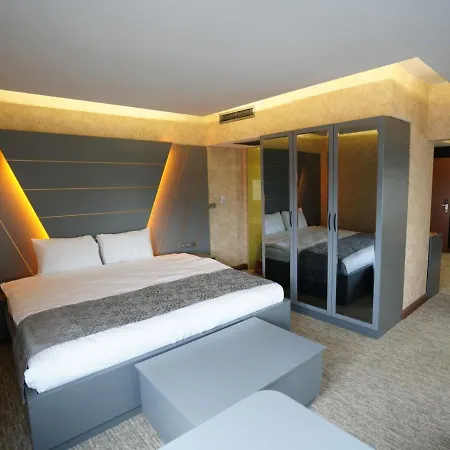 The Life & Hotel Ancara