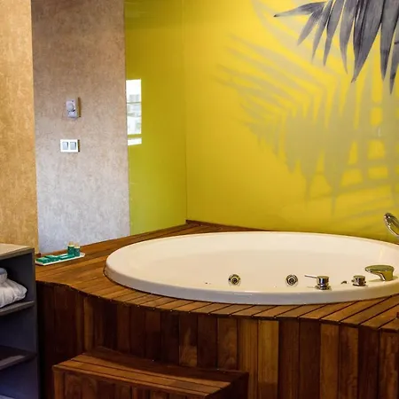 The Life & 호텔 앙카라