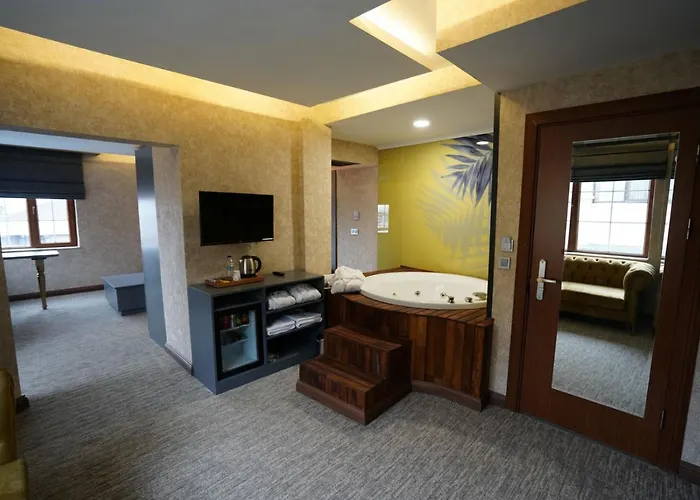 The Life & 3* Ankara