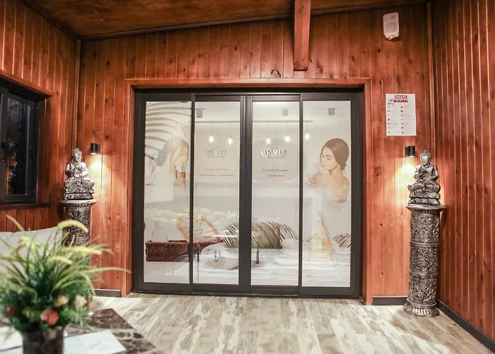 The Life & 3* أنقرة